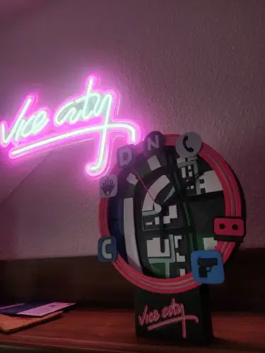 GTA: Vice City Radar LED Clock photo review